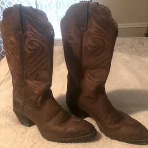 Ariat Boots Size 9.5